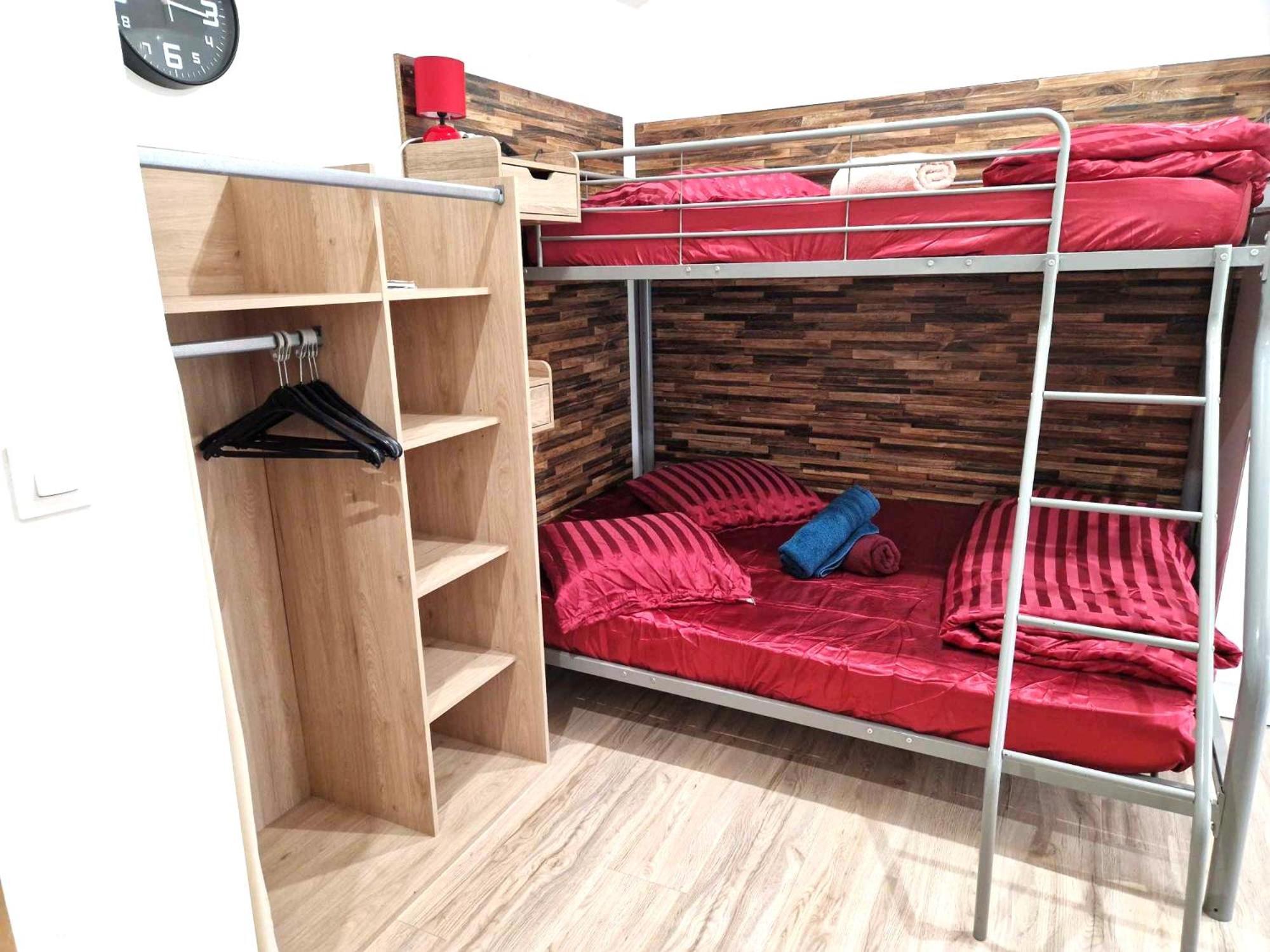 09 - Joli studio neuf avec vue sur jardin arboré et parking privatif gratuit Razac-sur-lʼIsle Exterior foto